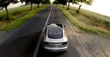 Tesla Model 3 selvkørende bil