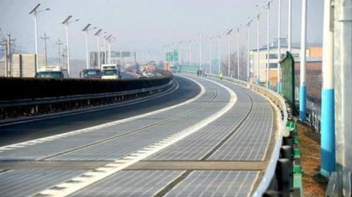 Ny solcelle vej i Kina