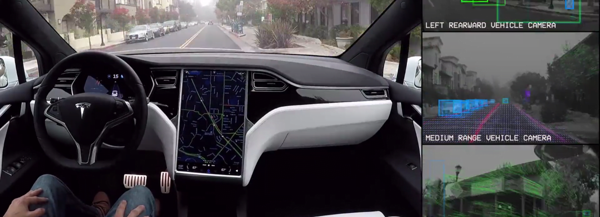 Tesla Autopilot selvkørende bil