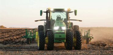 John Deere 8R selvkørende traktor